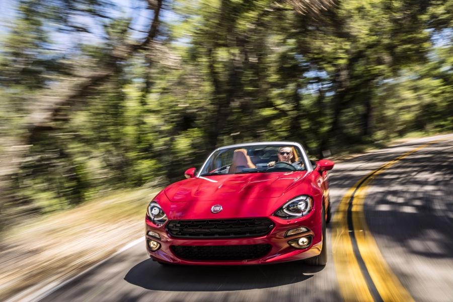  Fiat 124 Spider Lusso (348) 2016 года  (NA) (фото 28 из 43)